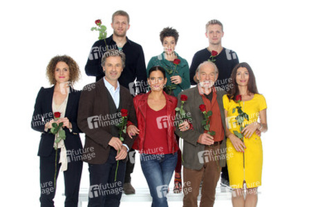 Barbara Lanz, Timothy Peach, Bo Hansen, Bo Hansen, Alexandra M. Horn, Claus Dieter Clausnitzer, Niklas Osterloh, Barbara Ricci