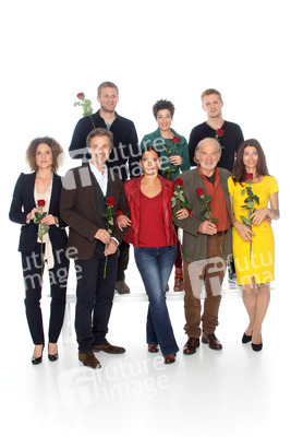 Barbara Lanz, Timothy Peach, Bo Hansen, Bo Hansen, Alexandra M. Horn, Claus Dieter Clausnitzer, Niklas Osterloh, Barbara Ricci