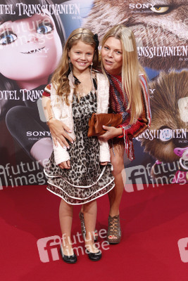 Anne-Sophie Briest mit Tochter Faye