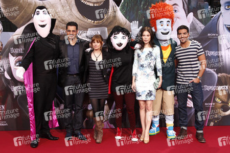 Rick Kavanian, Josefine Preuß, Nora von Waldstätten, Elyas M'Barek