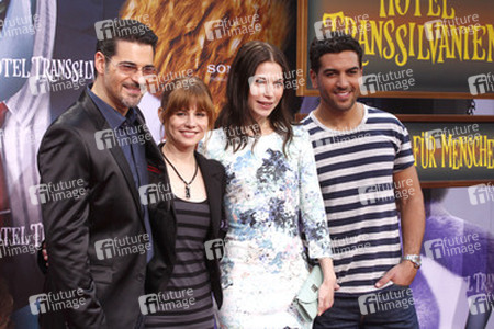 Rick Kavanian, Josefine Preuß, Nora von Waldstätten, Elyas M'Barek