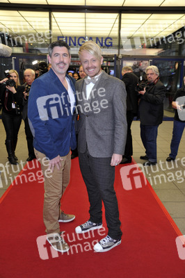 Paul Reeves, Ross Antony