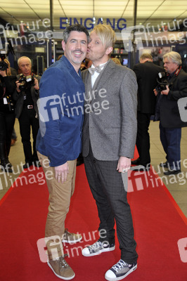 Paul Reeves, Ross Antony