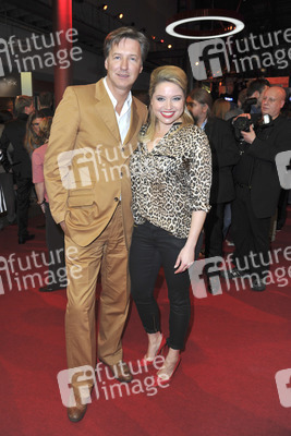 Martin Armknecht, Caroline Frier