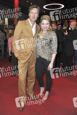 Martin Armknecht, Caroline Frier