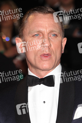 Daniel Craig