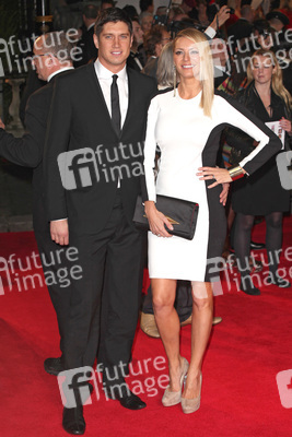 Vernon Kaye, Tess Daly