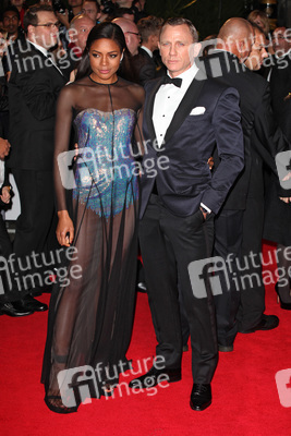 Naomie Harris, Daniel Craig