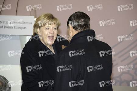 Angela Merkel, Romani Rose