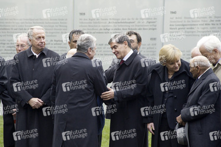 Norbert Lammert, Joachim Gauck, Romani Rose, Angela Merkel