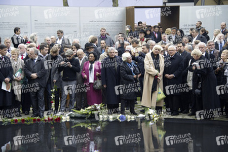 Claudia Roth, Theo Zwanziger