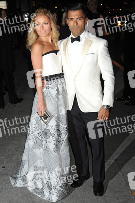 Kelly Ripa, Mark Consuelos
