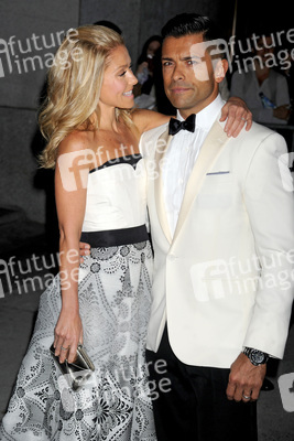 Kelly Ripa, Mark Consuelos
