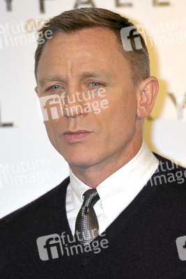 Daniel Craig