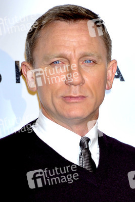 Daniel Craig