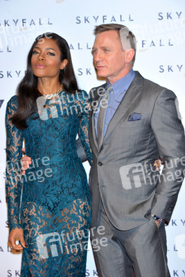 Naomie Harris, Daniel Craig