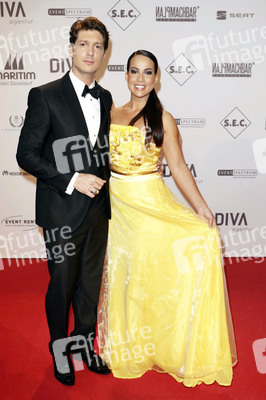 Sebastian Deyle, Nandini Mitra