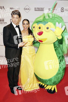 Sebastian Deyle, Nandini Mitra