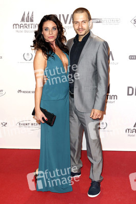 Maja Maneiro, Jacob Weigert