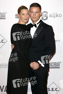 Giulia Siegel mit Freund Frank Büchtmann