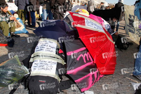Refugee Camp am Brandenburger Tor