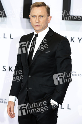 Daniel Craig
