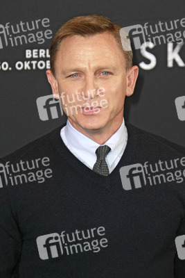 Daniel Craig