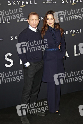 Daniel Craig, Bérénice Marlohe