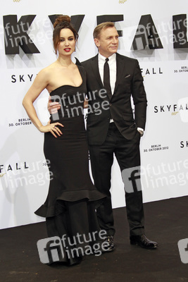 Daniel Craig, Bérénice Marlohe