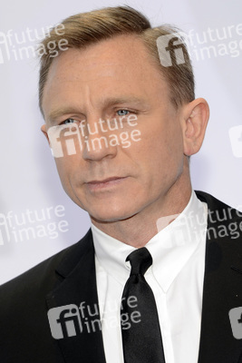 Daniel Craig