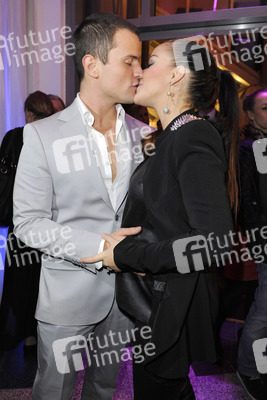 Rocco Stark, Kim Gloss