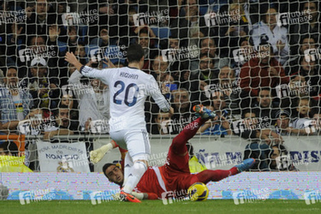 Gonzalo Higuain, Roberto