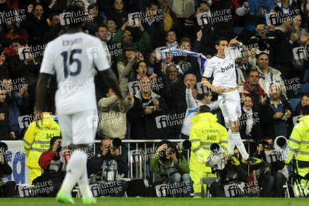 Michael Essien, Angel Di Maria