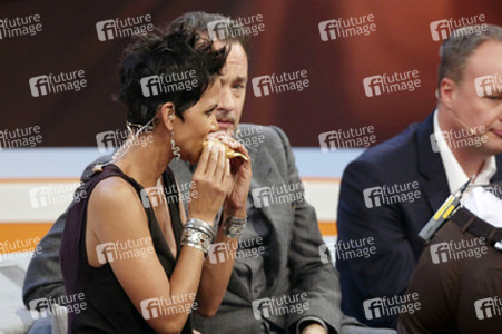 Halle Berry, Tom Hanks