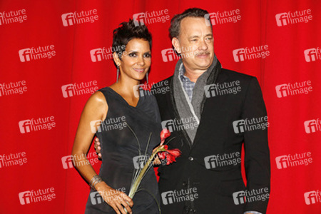 Halle Berry, Tom Hanks