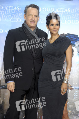 Tom Hanks, Halle Berry