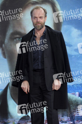 Hugo Weaving