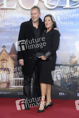 Katy Karrenbauer mit Begleitung