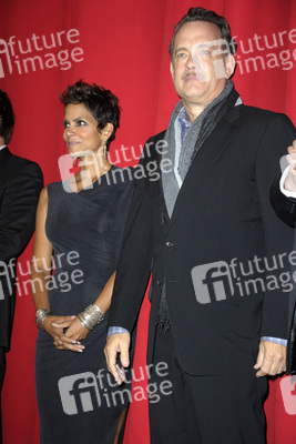 Halle Berry, Tom Hanks