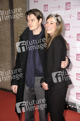 Sam Rliey, Alexandra Maria Lara