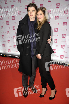 Sam Rliey, Alexandra Maria Lara