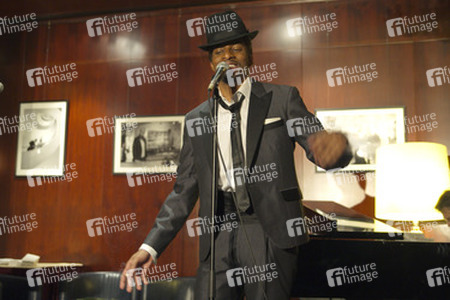 Jay Marsh als Sammy Davis Jr.