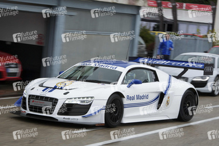 Audi R8 LMS in den Real Madrid Farben
