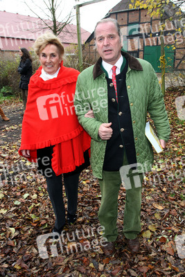 Elisabeth Fürstin von Bismarck, Enno von Ruffin