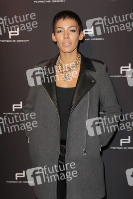 Alina Süggeler (Frida Gold)