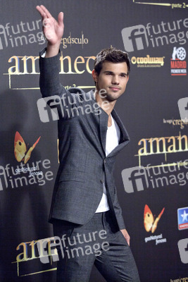 Taylor Lautner