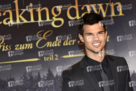 Taylor Lautner