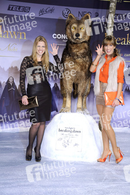 Susan Sideropoulos, Isabell Horn