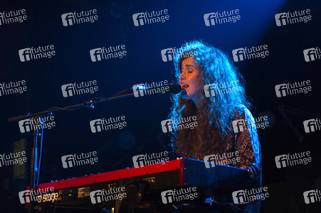 Rae Morris
