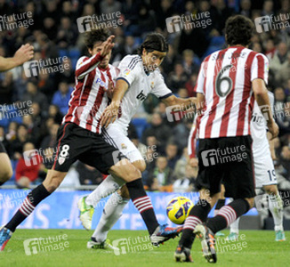 Ander Iturraspe, Sami Khedira